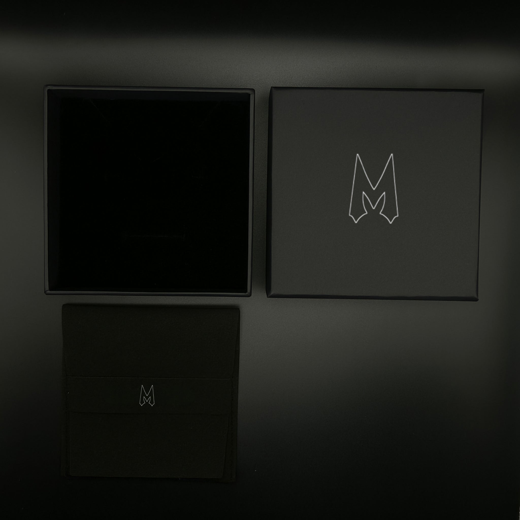 CUSTOM VERTICAL CHAIN - ICED OUT