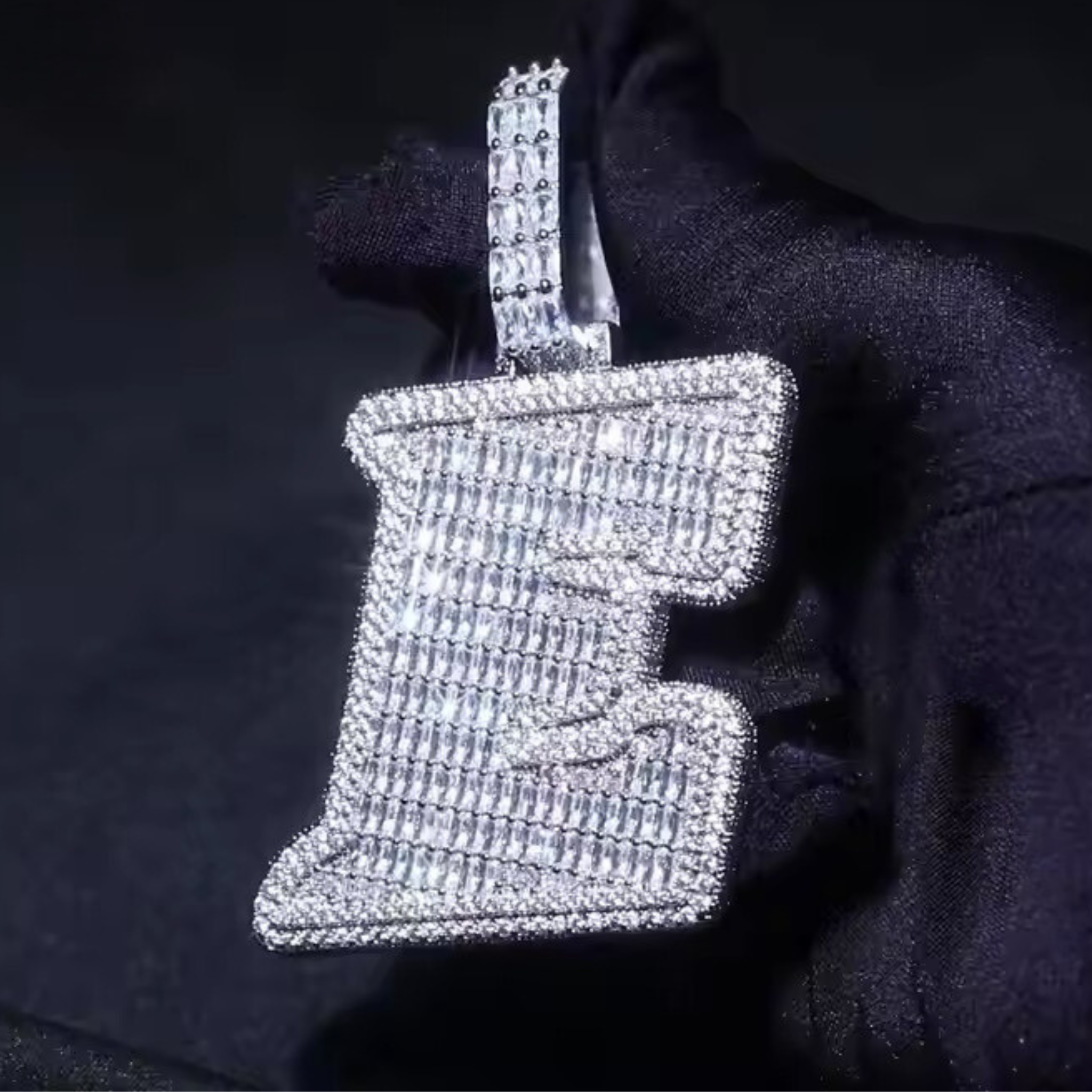 CUSTOM LETTER NECKLACE BAGUETTE STYLE