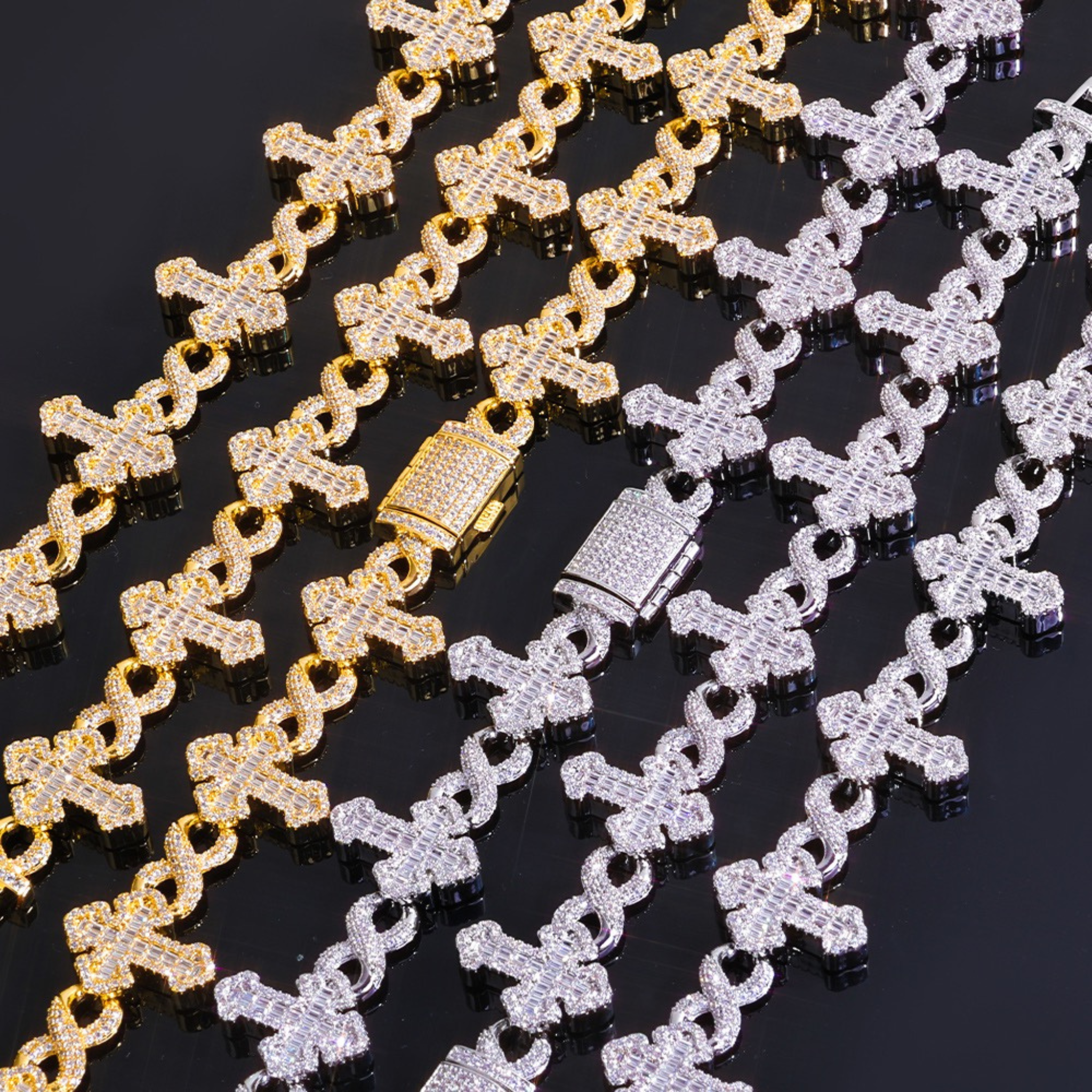 CROSS LINK CHAIN - ICED OUT