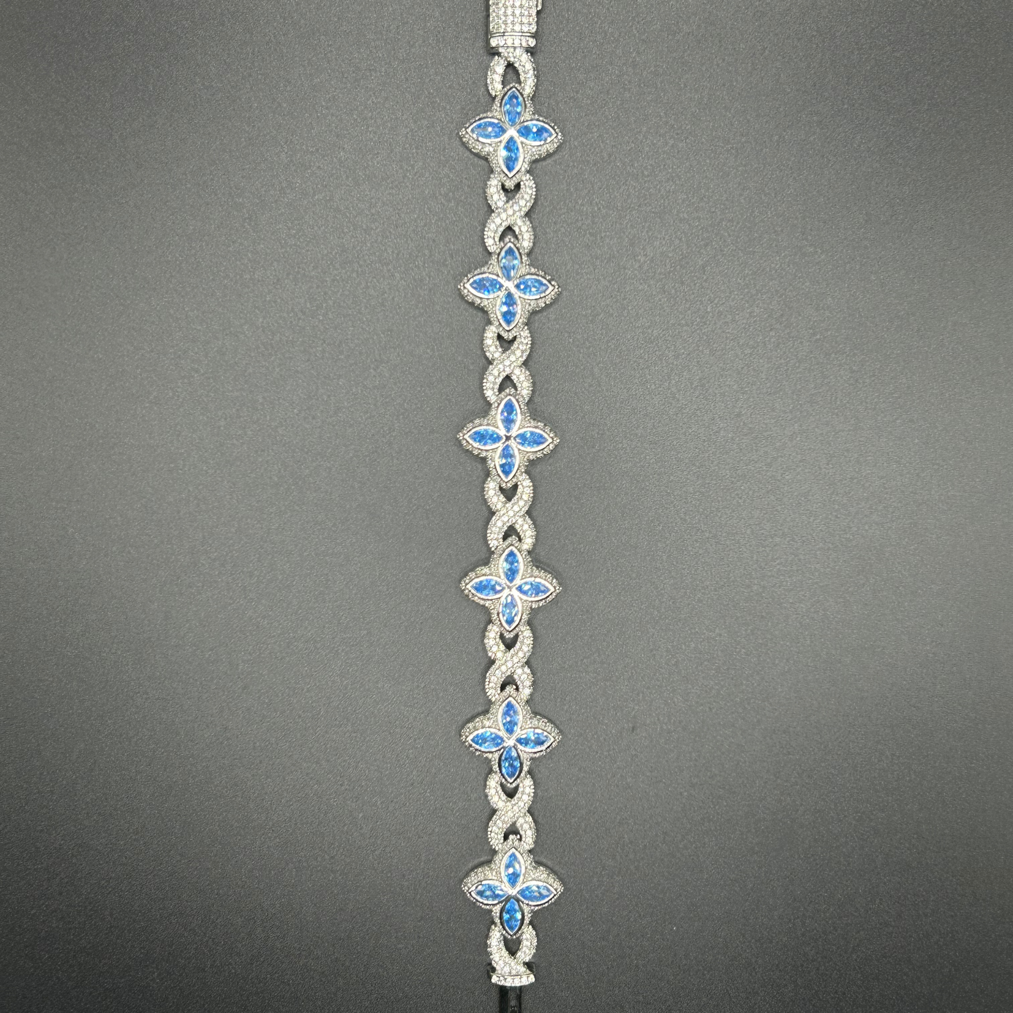 AQUA CLOVER BRACELET - ICED OUT